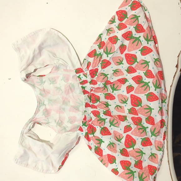 Frugi Girls 4-5 Organic Cotton Summer Dress with Strawberry Print - Picture 2 of 4